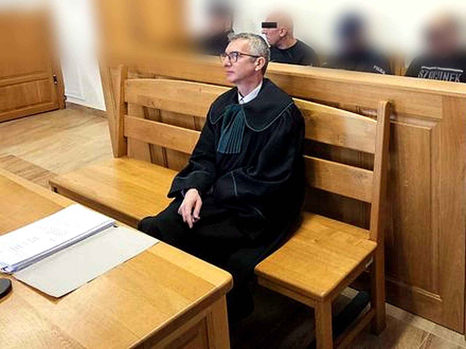 Adw. Grzegorz Jurczyński w biurze kancelarii